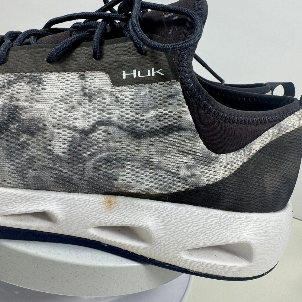 Huk Men Sneakers Lightweight Fishing Water Shoes‎ Camo Black White US 11
